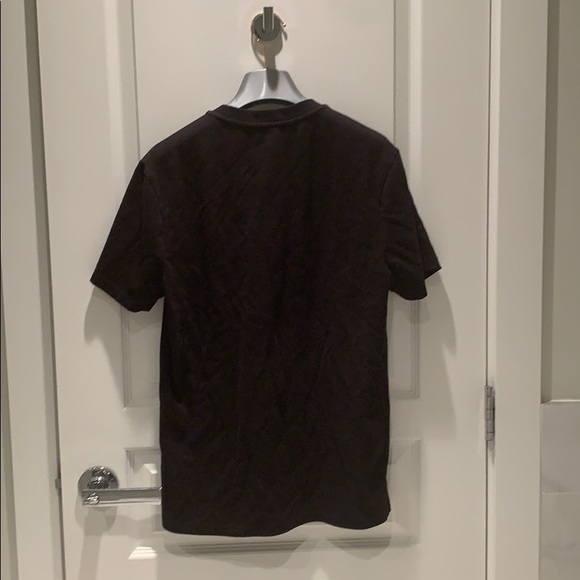 T shirt - Picture 2 of 3